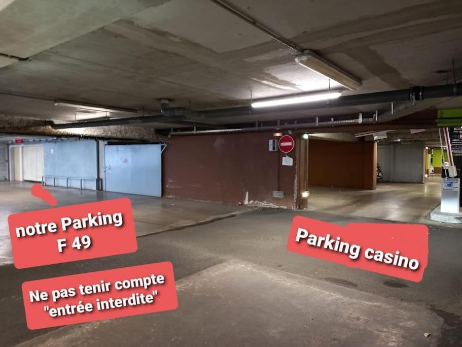 Appartement 8 Personnes En Face Des Remparts Climatise Avec Terrasse Et Parking Avignon Exterior photo